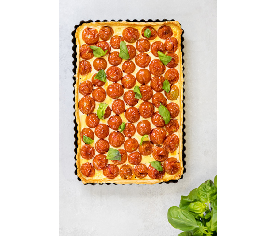 MasterClass Non-Stick Rectangular Flan or Quiche Tin - Image 3