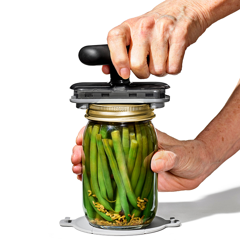 Twisting Jar Opener by Oxo Good Grips - Image 4